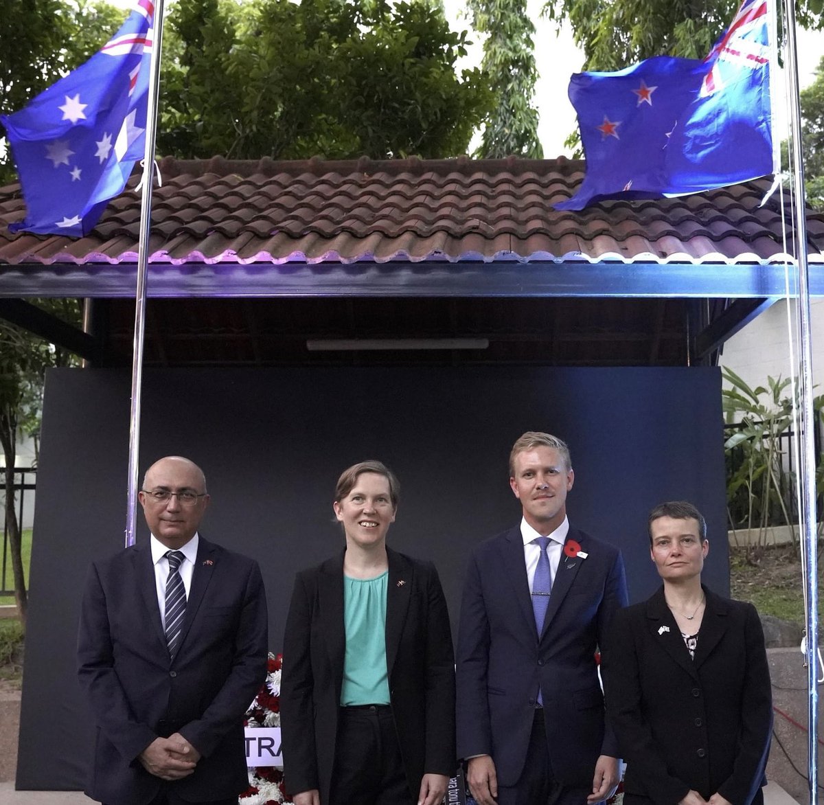 #AnzacDay2024 commemorates those from Australia and New Zealand who have served in the armed forces.
 
Ambassador Mel Barlow was honoured to represent the 🇬🇧 at a moving ANZAC Day ceremony in Vientiane.
 
We remember those who have lost their lives in conflict.