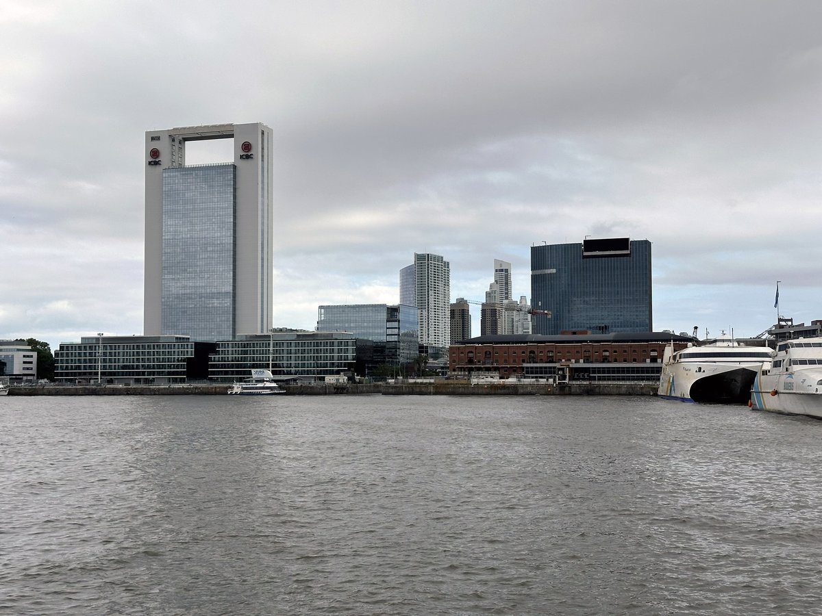 Puerto Madero, desde el Apostadero Naval Buenos Aires Marzo 2024
#architecturephotography #buenosairesbuildings
#BuenosAiresphotos #buenosairesart #digitalart #fineartphotography
#argentinephotos #photobuildings #photographyart #BuenosAiresmonuments
#BuenosAiresbuildings