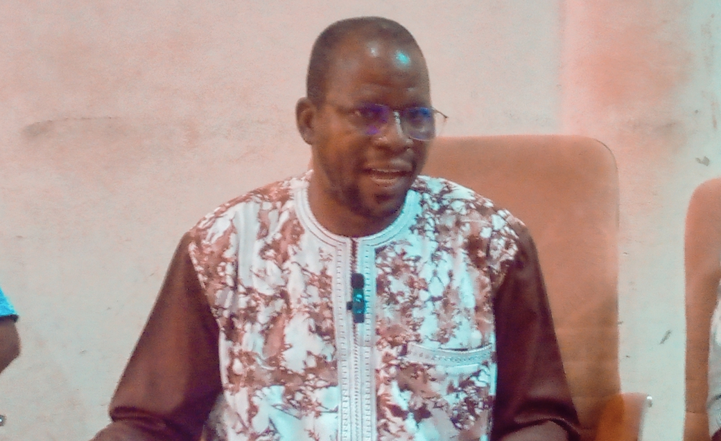 #BurkinaFaso : Moussa DIALLO, Assistant en philosophie, affecté au Centre universitaire de Manga rattaché à l’Université Norbert ZONGO est licencié pour « situation d’absence irrégulière de son poste de travail depuis le 08 décembre 2023 »