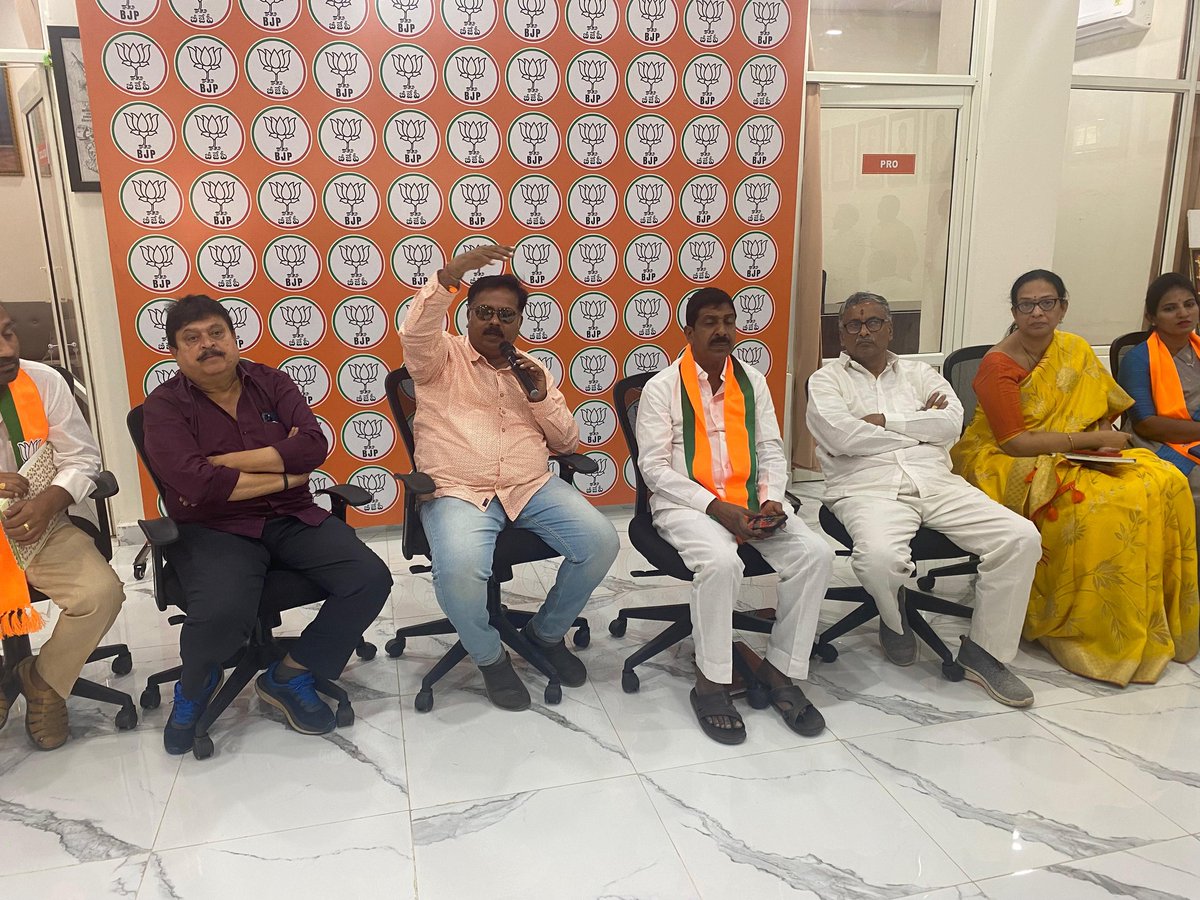 Meeting with local leaders in Malkajgiri constituency, including division presidents, assembly convenors, corporators, and senior BJP leaders. I affirmed our confidence in winning the constituency. Notable attendees included ex-MLC Ramchander Rao and state leaders NVSS Prabhakar.