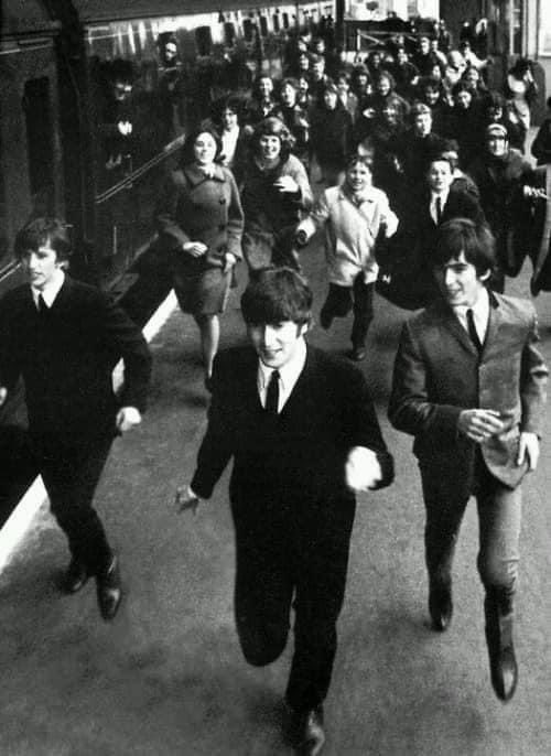 Tonight, Friday April 26th Join me for a special screening of A Hard Day’s Night at @The_Cabot in Beverly at 7pm I will be your host and giveaway Beatle prizes before the film begins. See AHDN on the Big Screen Tonight!