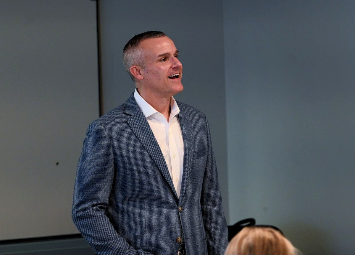 Today our Sr. VP of Sales, Marketing, and Customer Success has the privilege of speaking at the Kickstart CEO Summit. We anticipate the attendees to the summit will be just as motivated as we are every time Josh shares his insights and passion with the team! Go, Josh!! 🚀🤘