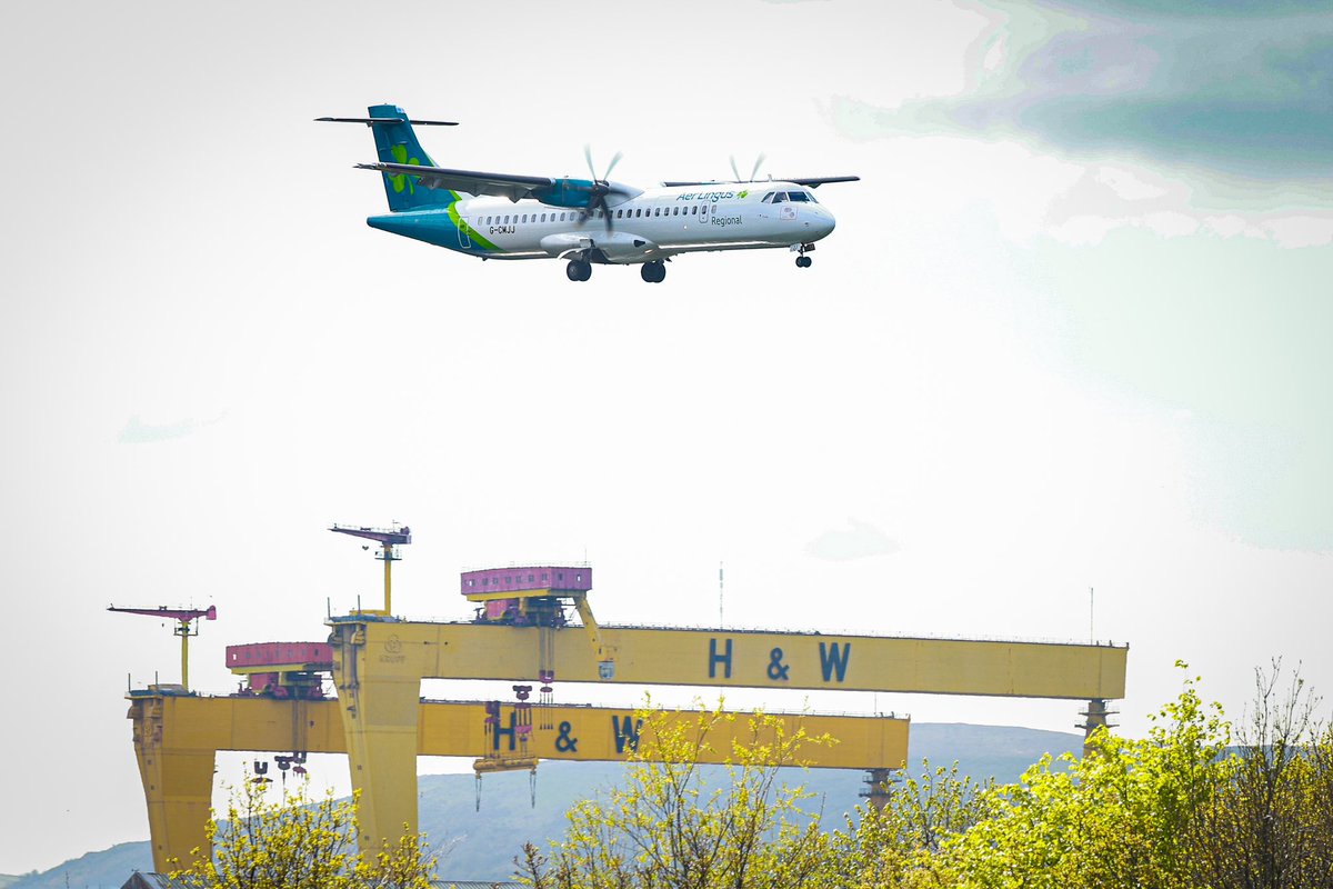 POV: It's officially the end of the week, the sun is shinning and you're touching down at Belfast City Airport for a well deserved weekend getaway with @AerLingus... Life is good 😎✈️ 📸 @PicturskewPhoto