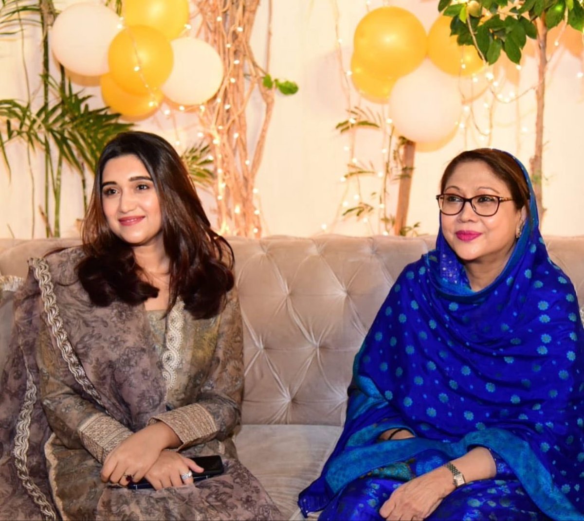 Happiest birthday to the rock-solid support behind all the PPP women, the very kind @FaryalTalpurPk. 💙