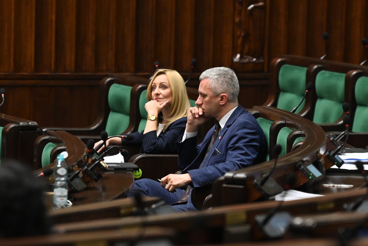 📌Sejm przystąpił do rozpatrywania kolejnego punktu harmonogramu – pytania w sprawach bieżących. #Sejm🇵🇱