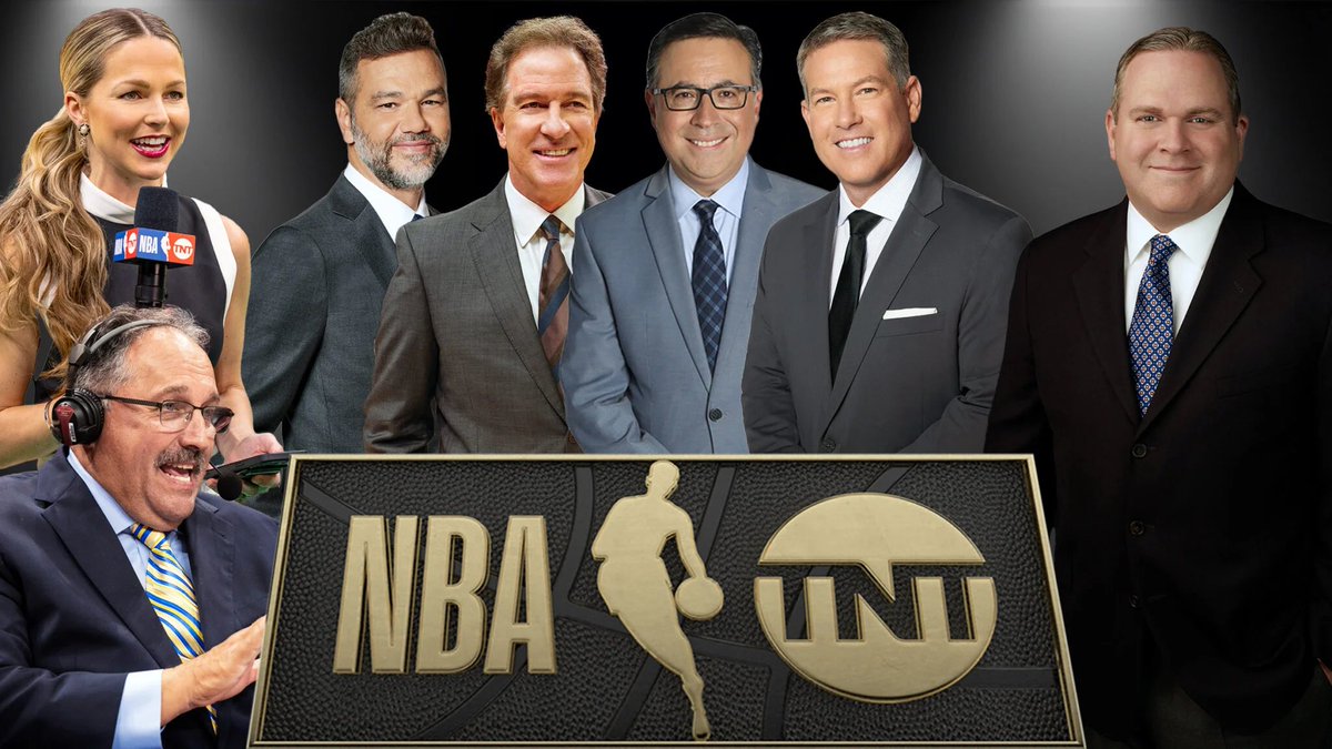 .@NBAonTNT has a deep broadcasting bench. BSM's @derekfutterman caught up with @realStanVG, Kevin Harlan, Ian Eagle, Brian Anderson, Spero Dedes, @ALaForce and SVP of Production/ Programming Scooter Vertino with the playoffs in full swing. >>barrettsportsmedia.com/2024/04/26/nba…