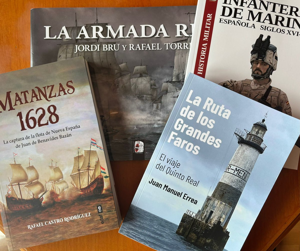 Para este fin de semana no me inviten que ya tengo planes: Matanzas 1628 de Rafael Castro y @EditorialEdaf , La Armada Real de @Jordibrufotos y Rafa Torres, el cuadernillo de Infantería de Marina de @DespertaFerro y La Ruta de los Grandes Faros de @juanma_errea . Librazos.