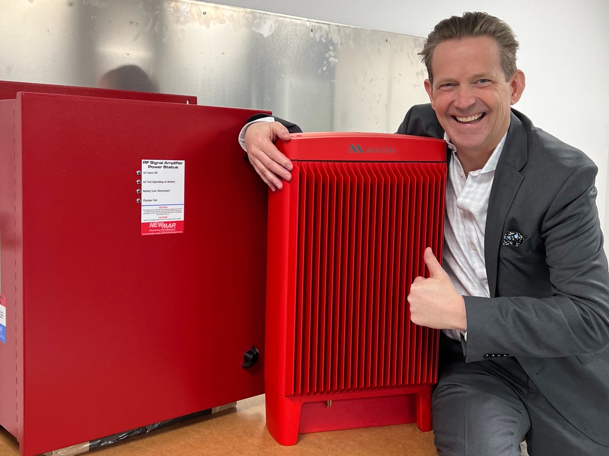 Hugging the first units out of the production line of Maven Wireless 700/800 MHz repeater for the US Public Safety market. This is the next generation of fully digital high performing dual band unit for #firstnet The indoor DAS market for Public Safety in North America is worth…