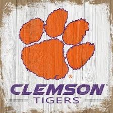 Thanks Coach Pop @Coach_Poppie for the 🏀offer, I am humble to receive the offer from “University of Clemson @ClemsonWBB . Thanks Coach Chris, for not forgetting me & congratulations on your new 🏀 position @ChrisAyers23 @BWSLGirlsAAU @BishopIretonWBB