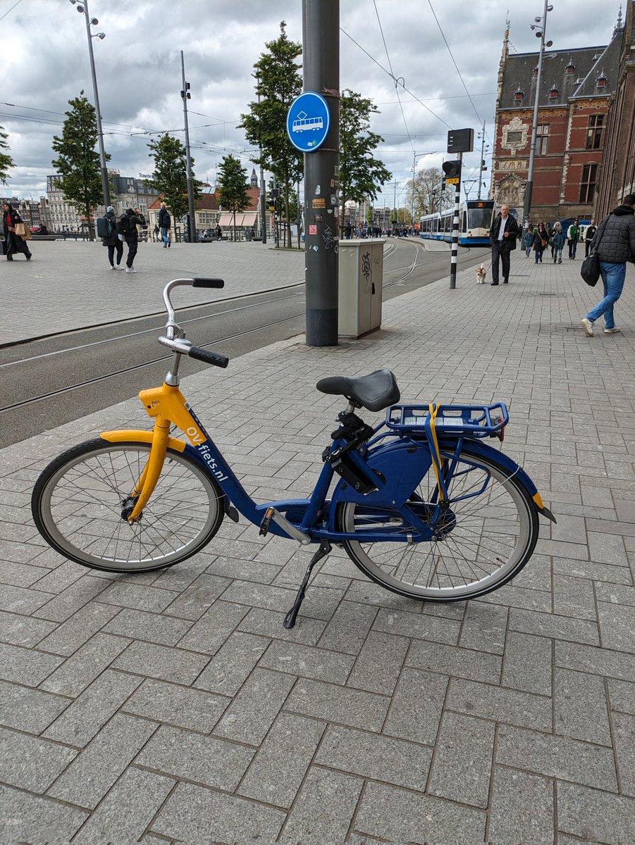 Tricking the Dutch into giving me, a UK citizen, a personal ov chipkaart remains one of my greatest achievements. Straight off the Eurostar onto a bike for a few euros 😁