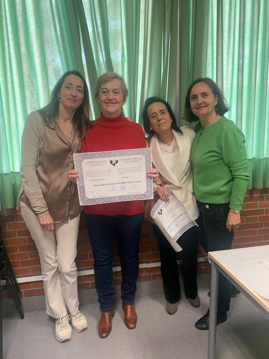 🆕El consejo de #EnpresaInstitutua realizamos un reconocimiento a quienes fueron 2 de sus más destacadas colaboradoras: Victoria de Elizagarate y Marisol Aguirre García 🥰 ¡Gracias por tanto!🤗 Leer➡️bit.ly/BLOGEnpresaIns… #upvehu #marketing #Sarriko #blog