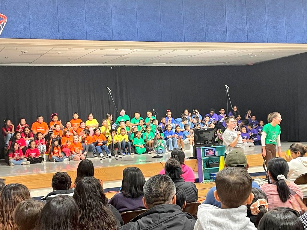 Ending #EarthWeek2024 with A Beautiful concert by our Third Graders! Well Done! Thanks to our AMAZING Music Teachers! @fcpsnews @fcpsES @FCPSfinearts @fcpsGet2Green @FCPSRegion6 @boydmichelleR6 @EarthDay @CleanWaterVA 🦅💙💚🌍♻️💧🌳🪴🌦🎵🎶🎵🎶👏🏽