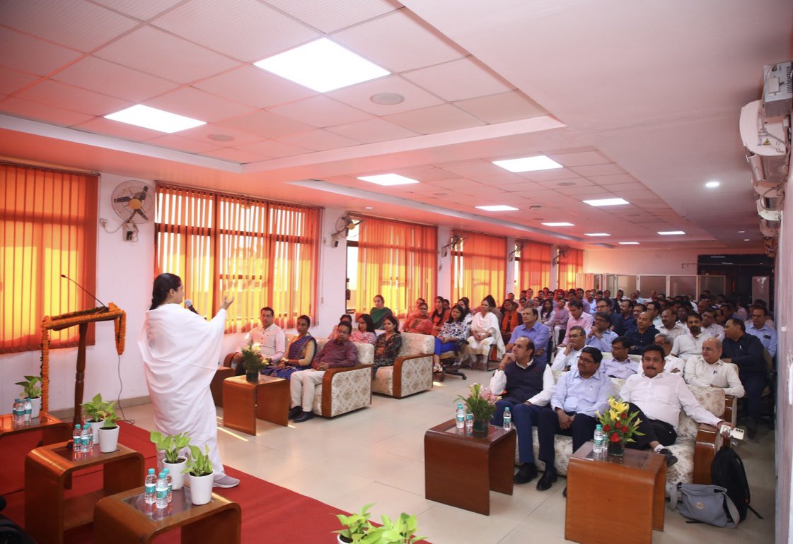 Empowering leaders for a brighter tomorrow! Check out snapshots from our inspiring session on leadership by Husain sister from @OMSHANTIRETREAT Centre at Telecommunications Consultants India Limited's Public Sector Day. #Leadership #Inspiration #OmShantiRetreat #brahmakumaris