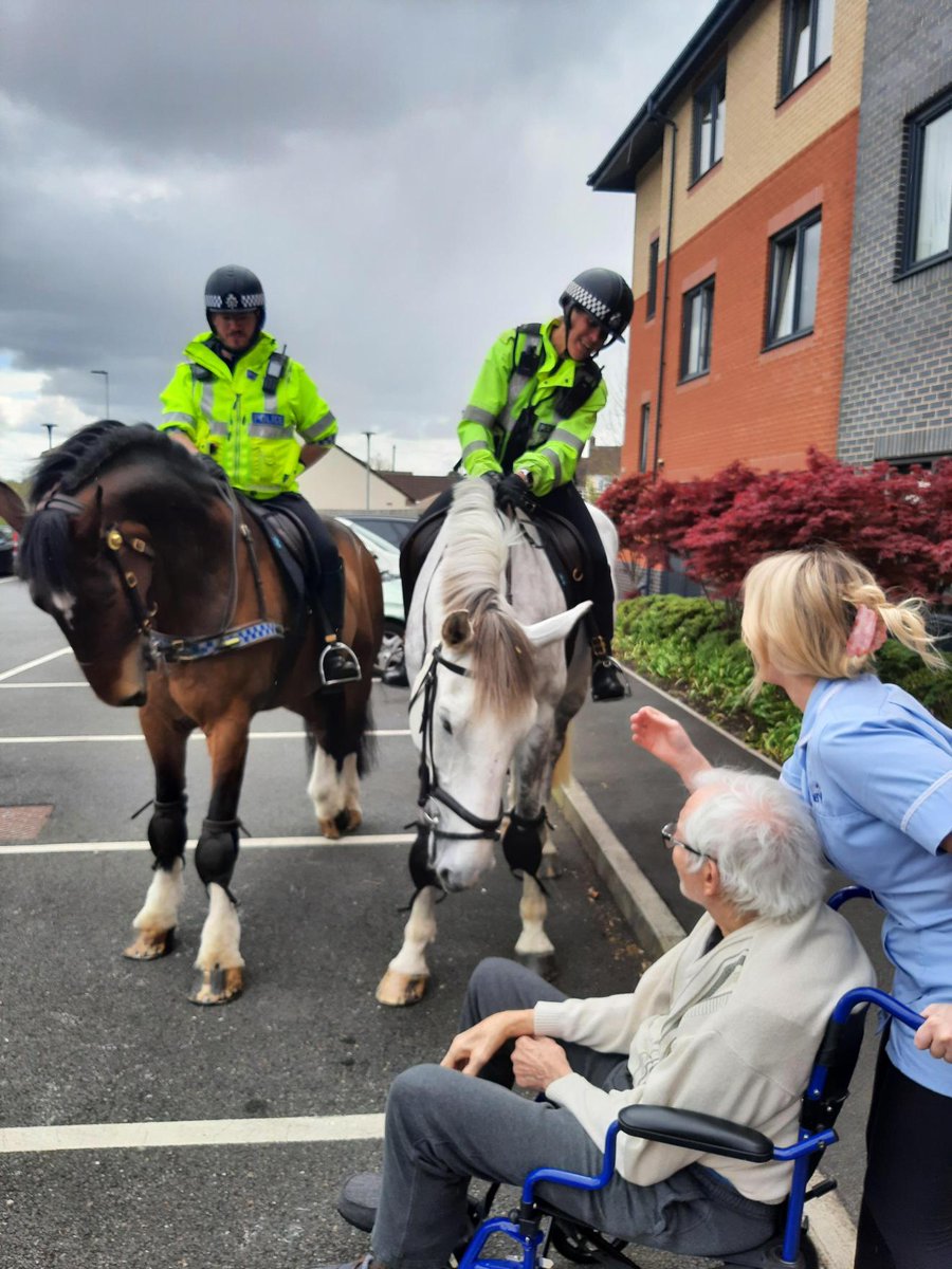 PCSO Lauren and the Mounted section visited Avon Valley Care Home last week. Residents and care staff enjoyed their visit from the horses and even had a bit of dry weather to greet them outside #A&Smountedsection #Policehorses