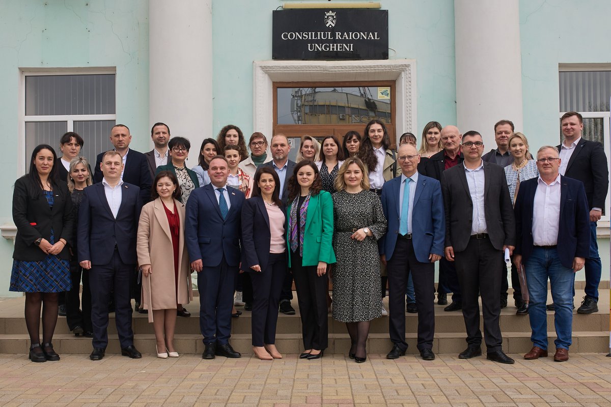 unwomenmoldova tweet picture