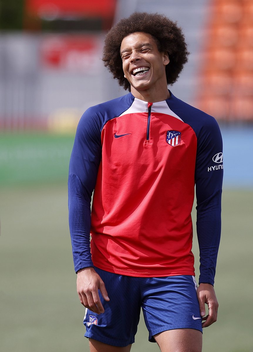 Axel 😁 Witsel