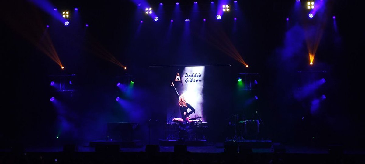 An Evening with Debbie Gibson - The 35th Anniversary Show of Electric Youth is happening tonight! 

The show will begin shortly. 

#EY35 #DebbieGibsonMNL #RandomMinds #RandomHitsLive #RMHits #SettingStandards