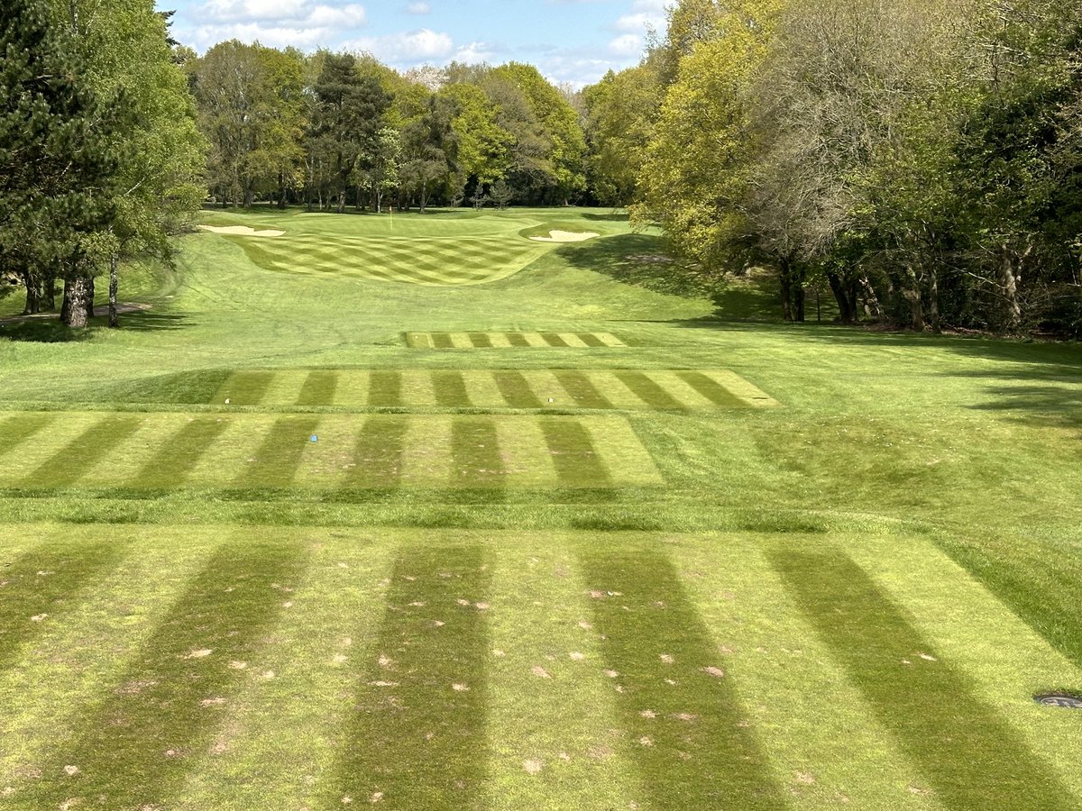 A another sunny full cut Friday ☀️ ⁦@beaconsfield_gc⁩