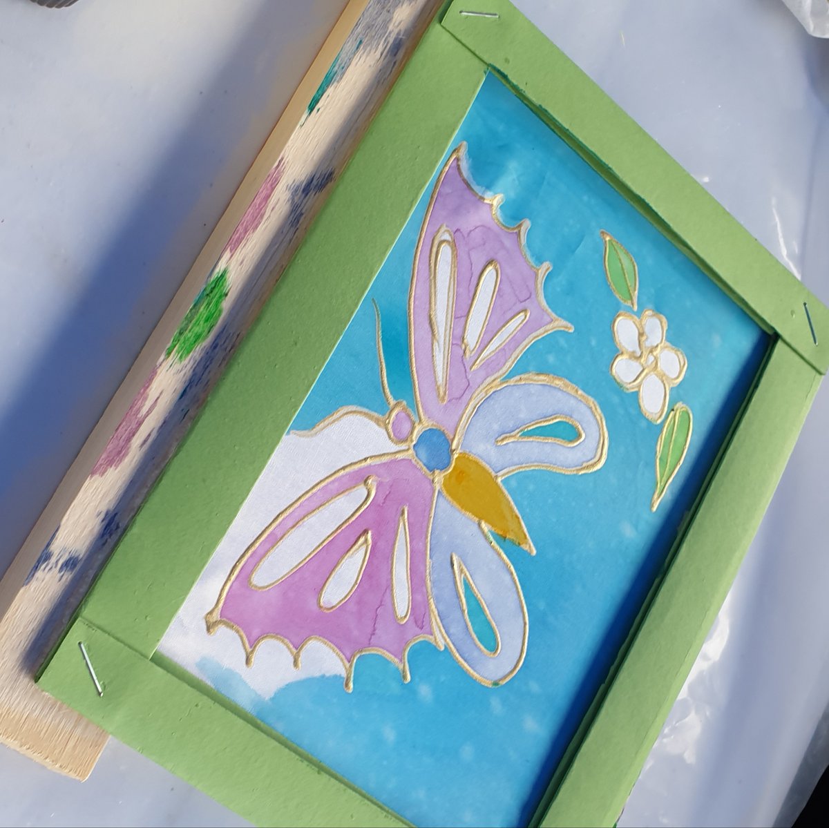 Join us for Silk Painting with Jane Blackburn MA on Wednesday, 29 May at The Guild Hall, Preston 🎨 Enjoy creating your own silk painted picture to take home with you! 🕒10am - 11am or 11.30am - 1.30pm 🎟️£2 🔗Book now: bit.ly/3Wbrk1W