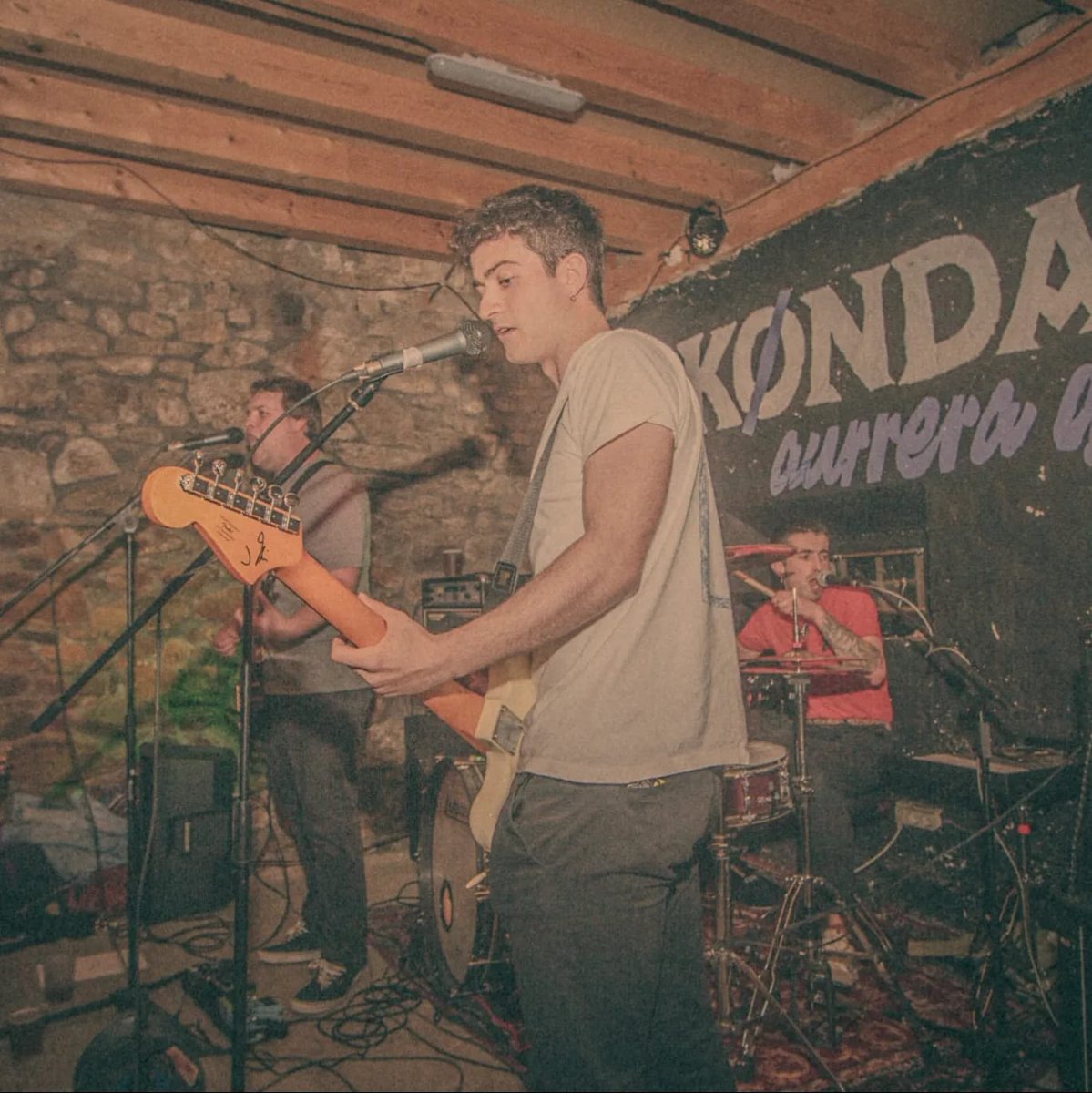 ESKERRIK ASKO IXORRETA!!! Itzela izan zan!!! Besarkada bat hurbildu ziñeten guztioi🥰🥰🥰