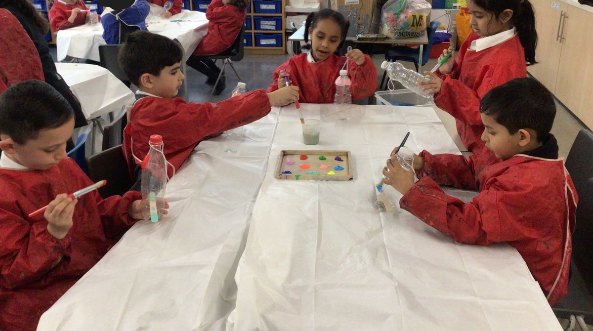 St Gabriels School (@gabrielsschool) on Twitter photo We had great fun making bird feeders thanks to Abbie from <a href="/WatesGroup/">Wates Group</a>! We hope the vibrant colours bring lots of birds to enjoy the garden. #birds #CommunityEngagement We had great fun making bird feeders thanks to Abbie from <a href="/WatesGroup/">Wates Group</a>! We hope the vibrant colours bring lots of birds to enjoy the garden. #birds #CommunityEngagement