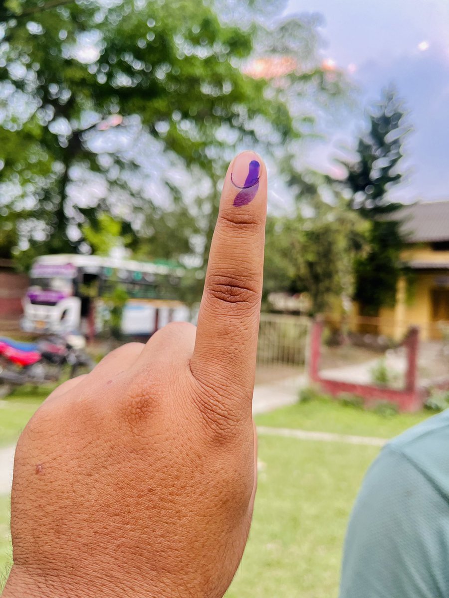 'Every vote counts towards a brighter future and a corruption-free India. I've cast mine, have you? #IndiaVotes #BetterFuture #SaveDemocracySaveIndia