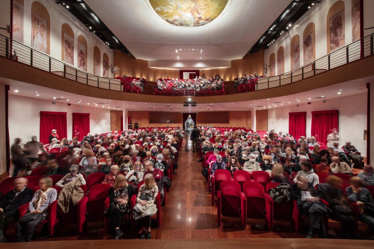 🎙️ Al @TeatroToniolo, il 6 dicembre, arriva @mariobiondi!

🎶 L’artista, con il suo tour nei teatri, farà tappa a #Mestre proponendo il singolo “E tu come stai?” in omaggio a Claudio Baglioni.

🎫 A partire dalle ore 12 di oggi, #26aprile, sono in vendita in tutti i circuiti…