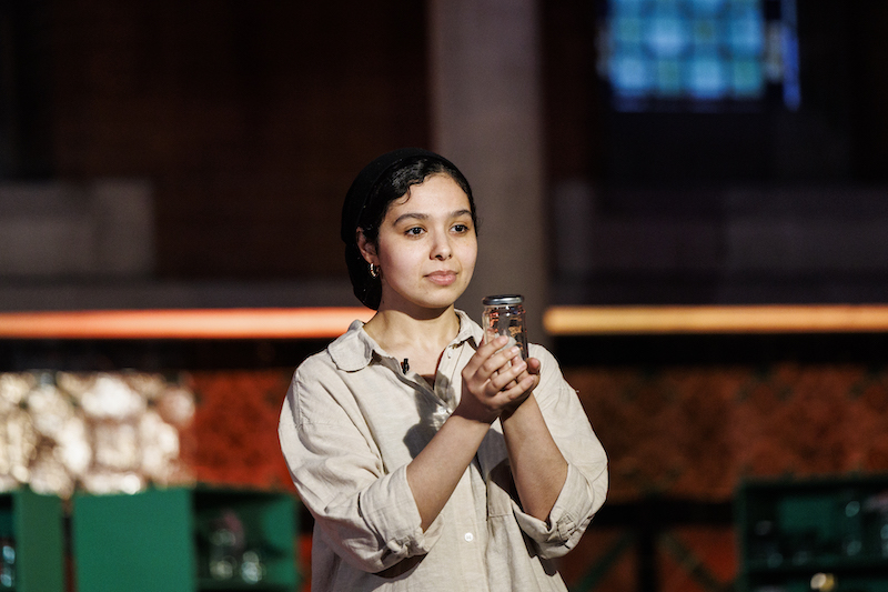 #THEATRE #REVIEW The Olive Jar @grandjunctionW2 @shubbakfestival 'Its biggest triumph is the welcoming atmosphere, and the sense, that despite one’s religious affiliations, people can come together and create communities' ⭐️⭐️⭐️ thereviewshub.com/the-olive-jar-… #London