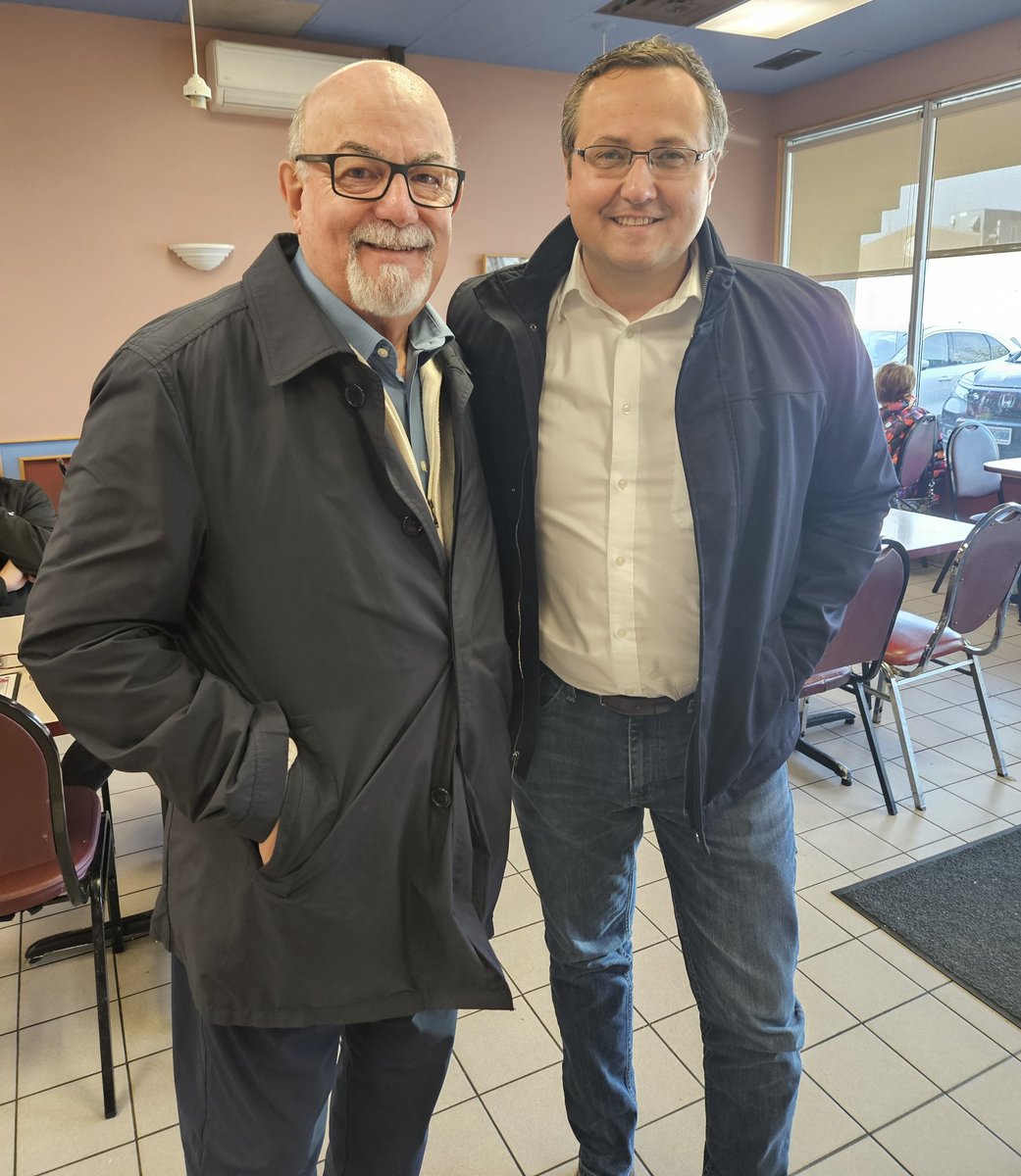 Always great grabbing breakfast with @mayormcnamara to talk about Tecumseh and our federal Budget 2024, bringing more investment and opportunity, building more homes, and more jobs for our community #TeamWork.