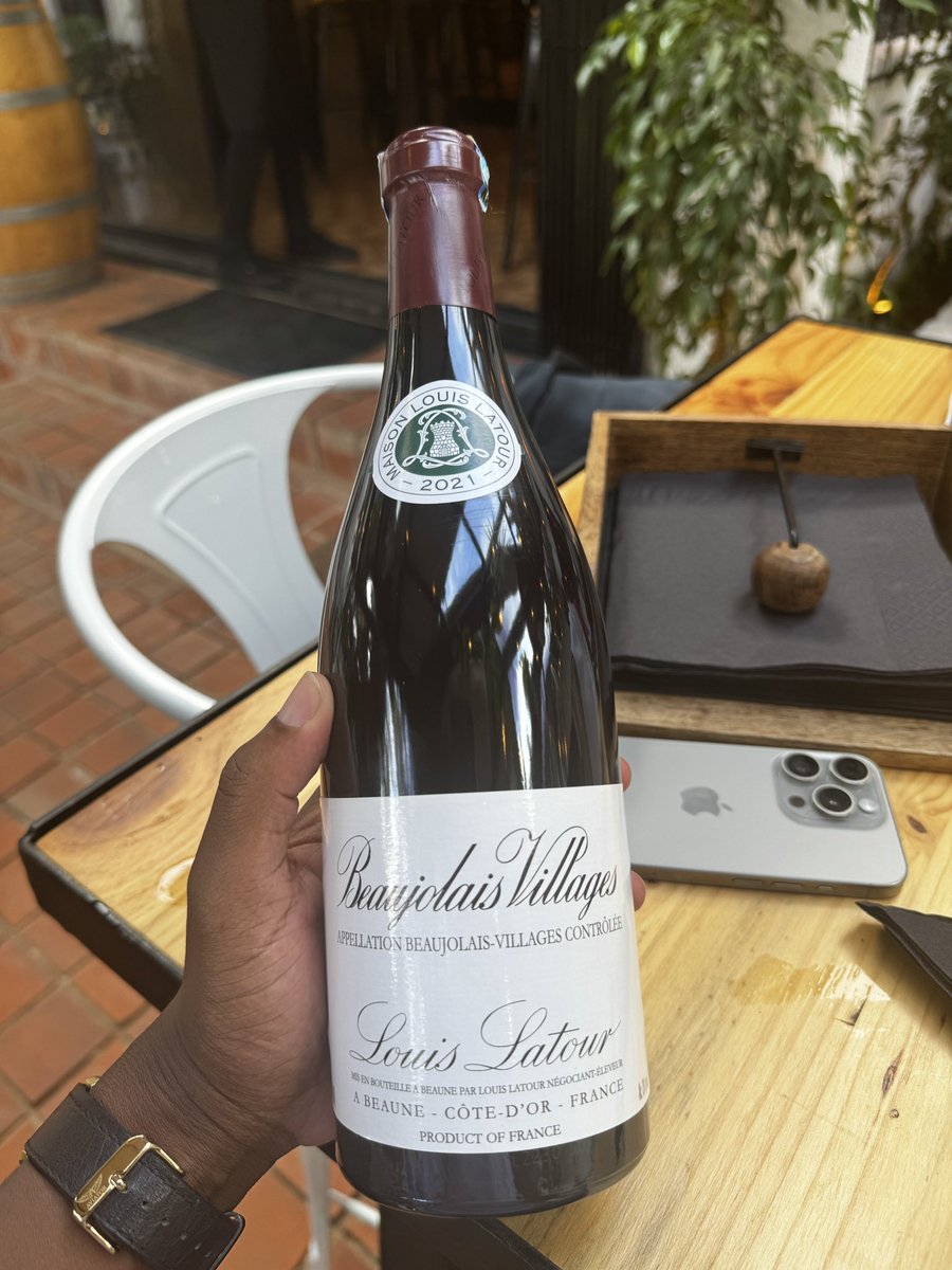 For the lovers of wine…try this Louis Latour (Beaujolais-Villages) let it breathe and have a nice medium rare steak 🥩 to pair.