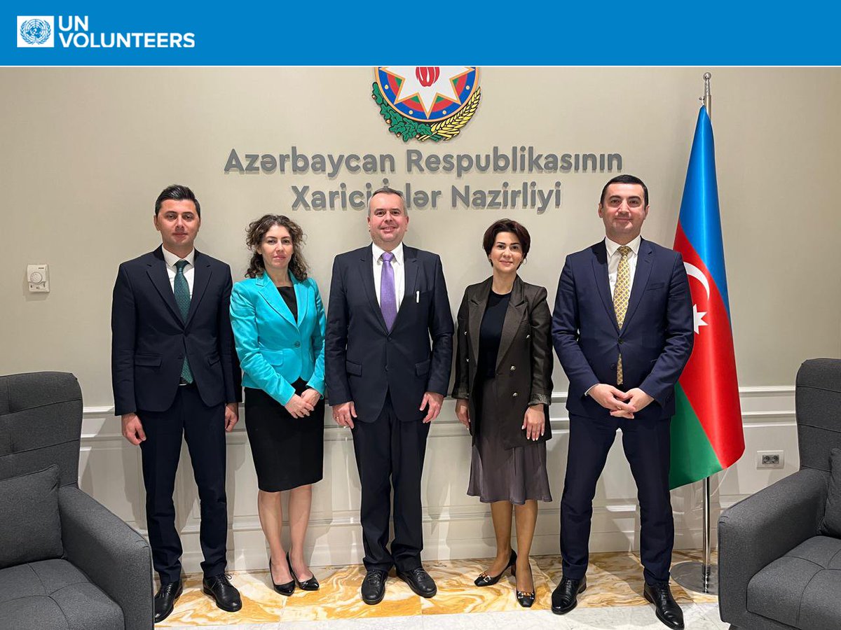 Within the ongoing mission to Baku 🇦🇿, UNV met today with @AzerbaijanMFA to discuss expanding cooperation, including on joint efforts to support #volunteerism. #PartnerUp