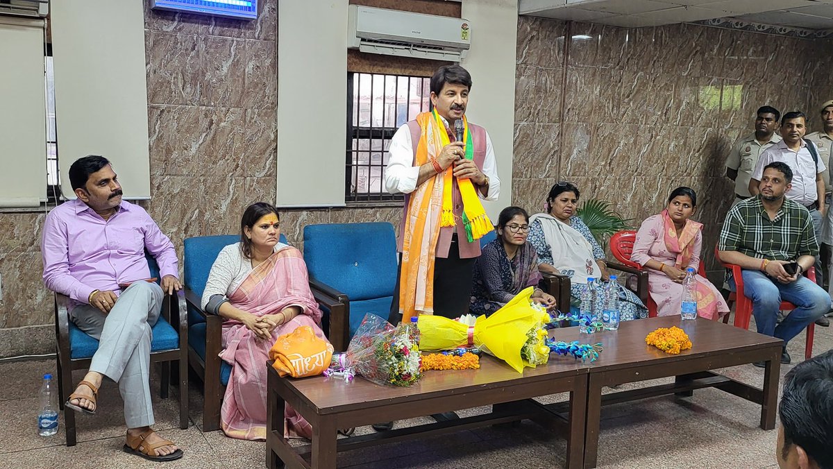 ManojTiwariMP tweet picture