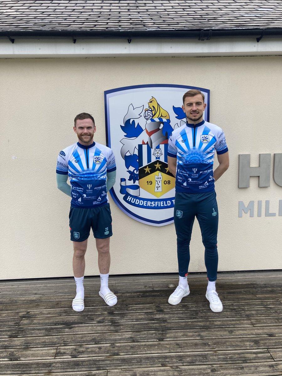 htafcfoundation's tweet image. 🚴‍♂️ A massive thank you to @Ollieturton &amp;amp; Michał Helik for showing your support to our Biking 4 Breakfast team.

As the team prepare to embark on their ride to Ipswich. You can support by donating at the game tomorrow. Or by clicking the link below
#htafc

huddersfieldtownfoundation.enthuse.com/cf/biking-for-…