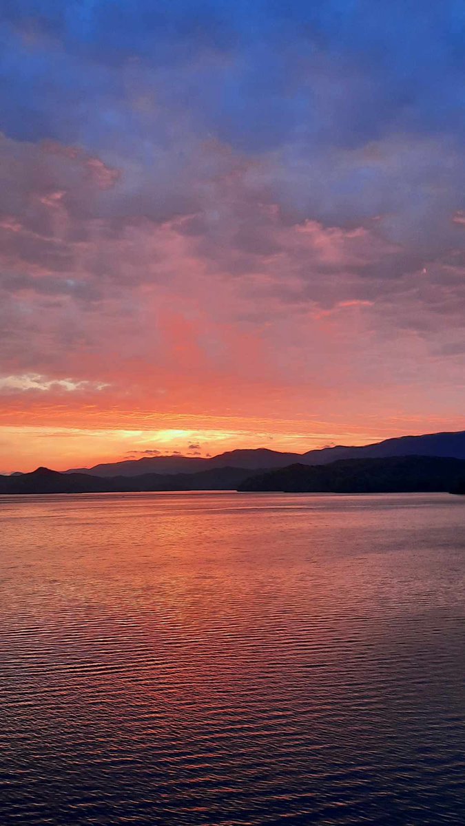 A magnificent sunrise over South Holston Lake this morning. From Judy Smithson.
