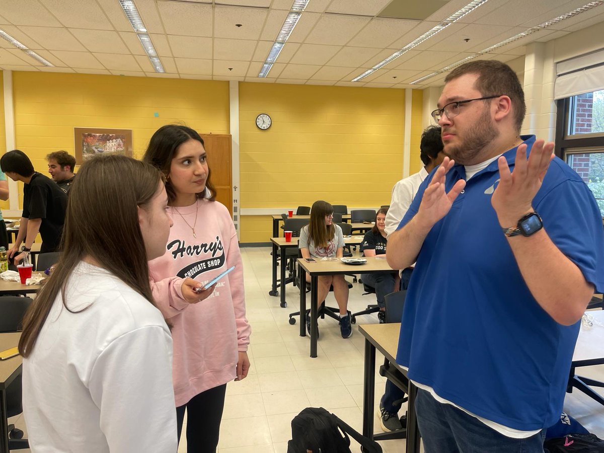 Our friends at @Hersheys hosted an info session last week where they introduced students to an array of Hershey snack products, shared information about their company, and networked with our students. Thanks for hosting, Hershey!