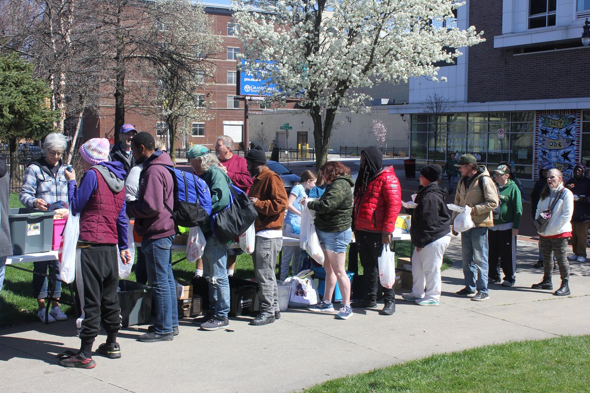 Grand Rapids Neighbors For Neighbors tweet media