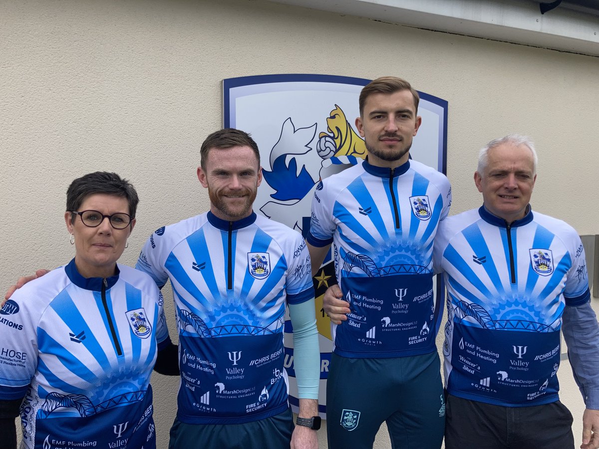 htafcfoundation's tweet image. 🚴‍♂️ A massive thank you to @Ollieturton &amp;amp; Michał Helik for showing your support to our Biking 4 Breakfast team.

As the team prepare to embark on their ride to Ipswich. You can support by donating at the game tomorrow. Or by clicking the link below
#htafc

huddersfieldtownfoundation.enthuse.com/cf/biking-for-…