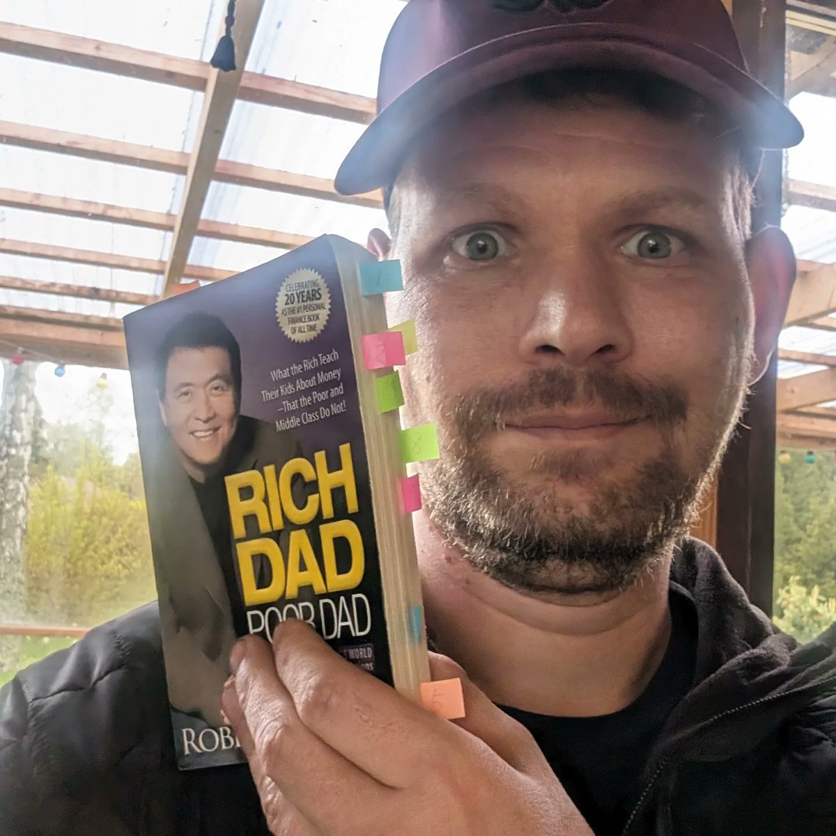 Who is your favorite? Poor dad Robert og rich dad Keith?
Personally i prefer the road less stupid, but it is a hard road to take 🥳😆
#richdad #poordad #richdadpoordad