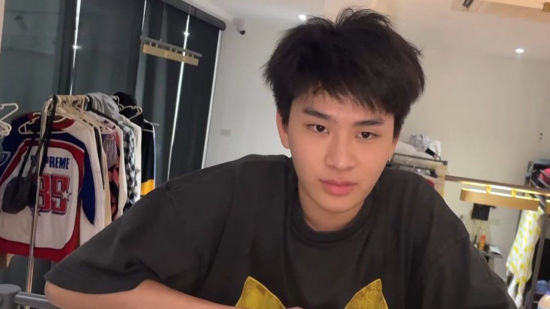 tomatounic's tweet photo. หล่อ ตี๋ ขี้เล่น เป็นกันเอง https://t.co/6UrNFTeWOY