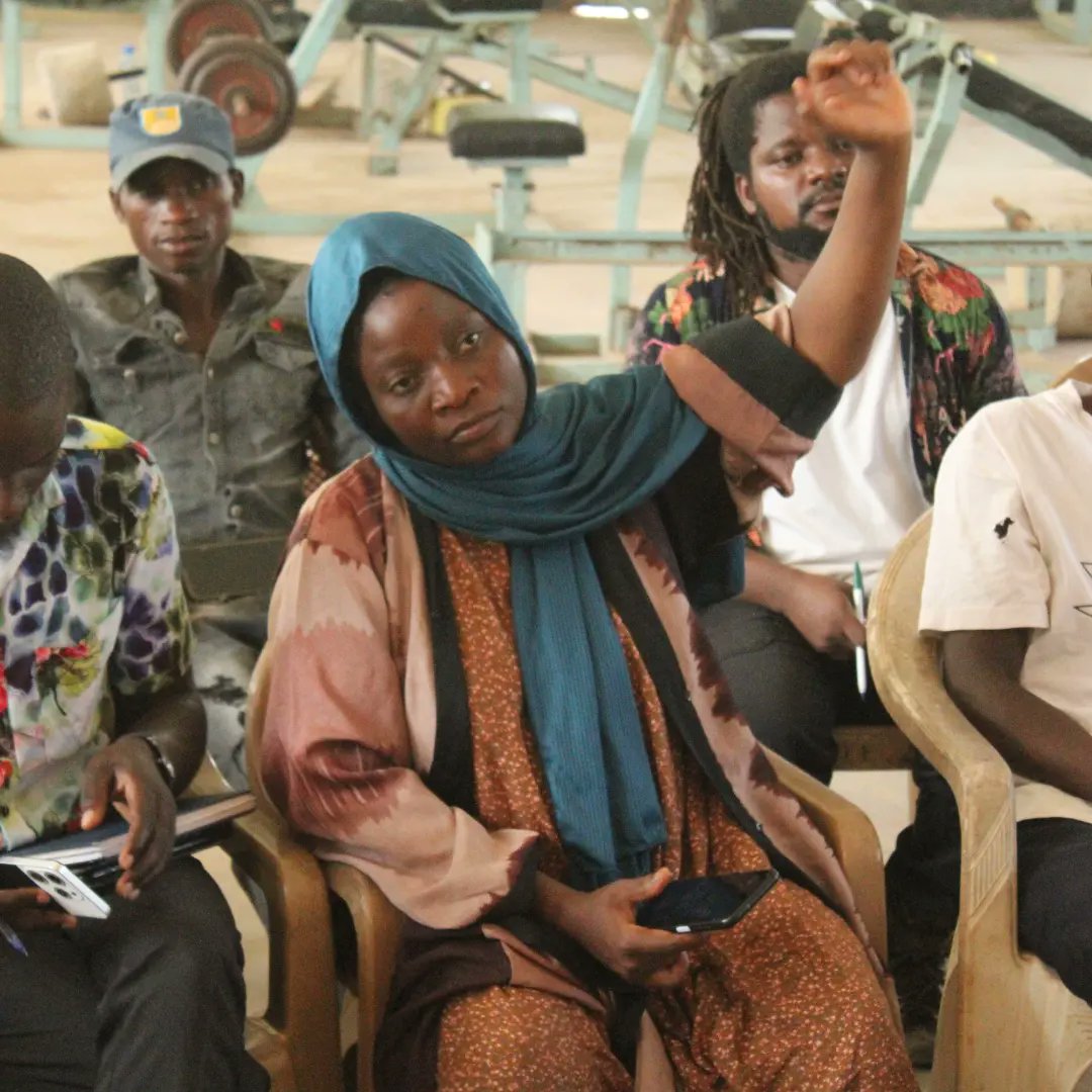 Thehijabimento1's tweet image. Through the #SHOPproject, we conduct community dialogues in different parts of Kwale County to address challenges faced by AGYWs, including STIs and teenage pregnancies, fostering awareness and action on sexual and SRHR issues. Cc @USAIDKenya @YALIRLCEA @KenyattaUni