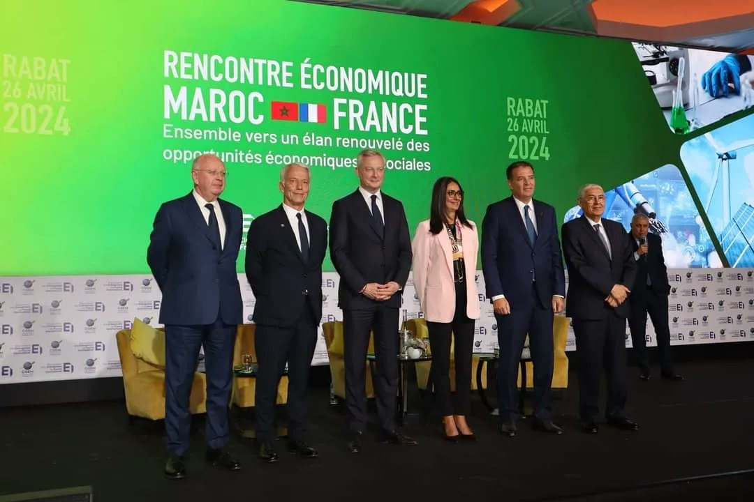 En présence de la ministre @financesmaroc 🇲🇦 @FettahNadia et du ministre @Economie_Gouv 🇫🇷 @BrunoLeMaire, la @CGEM_MA et @medef ont organisé le forum économique Maroc-France, sous le thème 'Ensemble vers un élan renouvelé des opportunités économiques et sociales'.