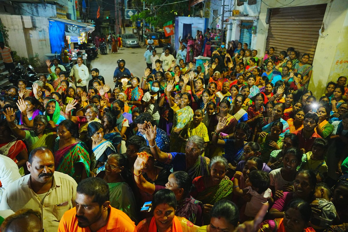 Today's Yatra in Tarnaka and Addagutta divisions of #Secunderabad Assembly Constituency, #Secunderabad saw huge public participation.