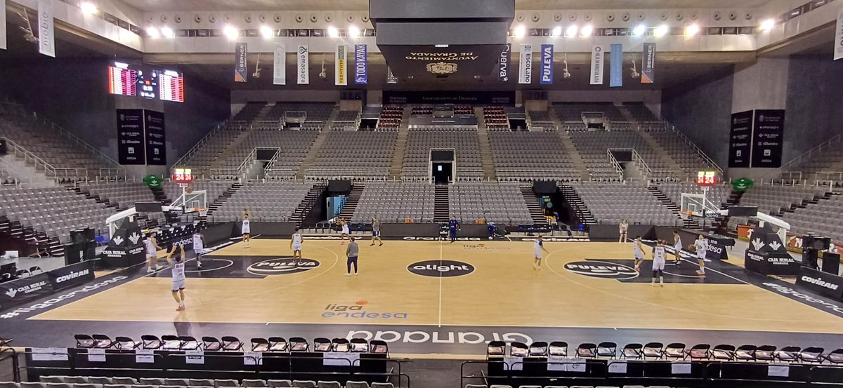 O Río Breogán, adestrando no Palacio de Deportes de Granada. Adiante equipo! #ForzaBreo