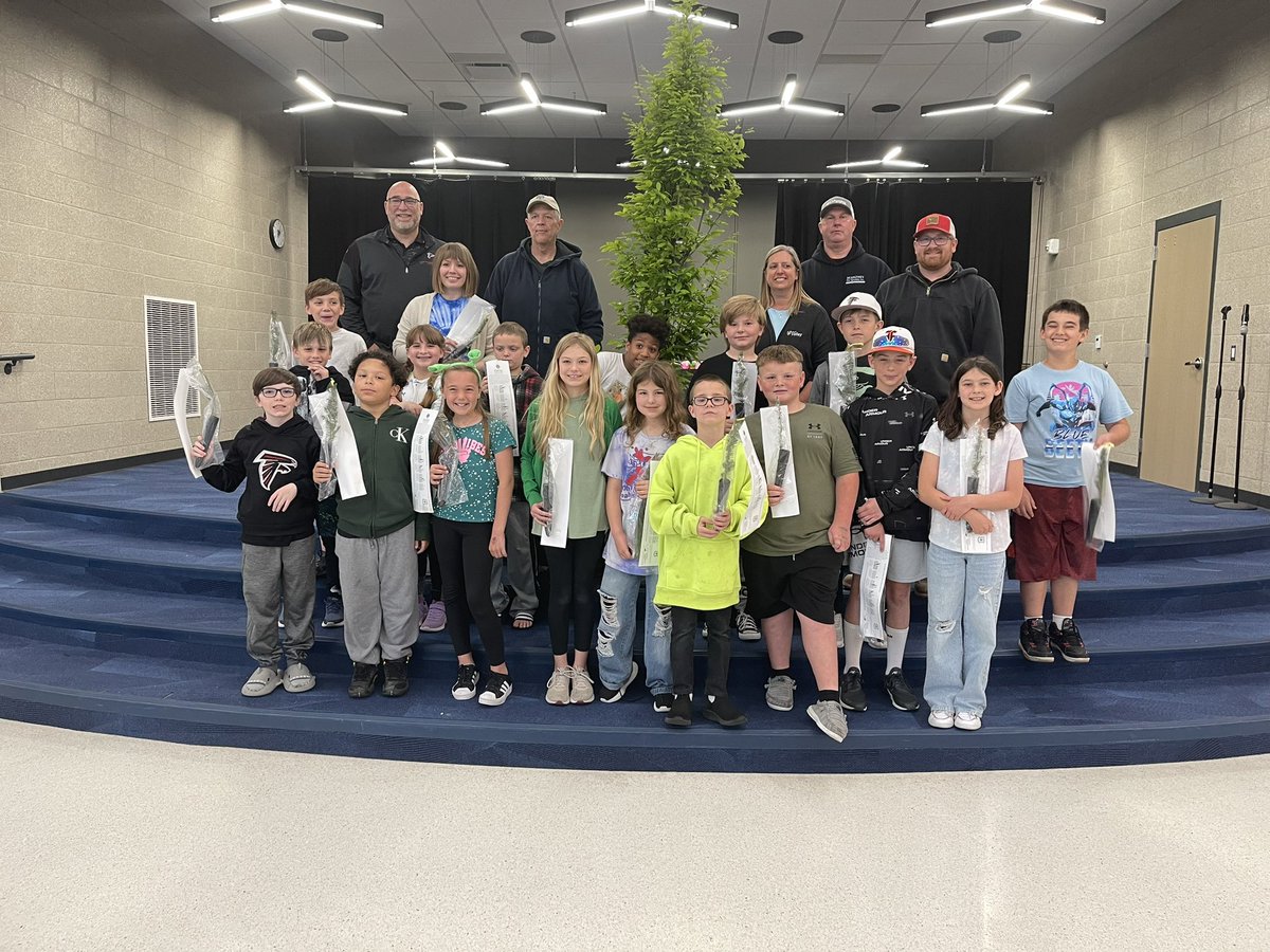 Arbor Day Celebration 2024: Thank you to Mayor Grove, Valley Tree Board, and @Mjpoloncic for celebrating with us today. Thank you to @LanohaNurseries for donating the Hornbeam tree to @DCWElementary