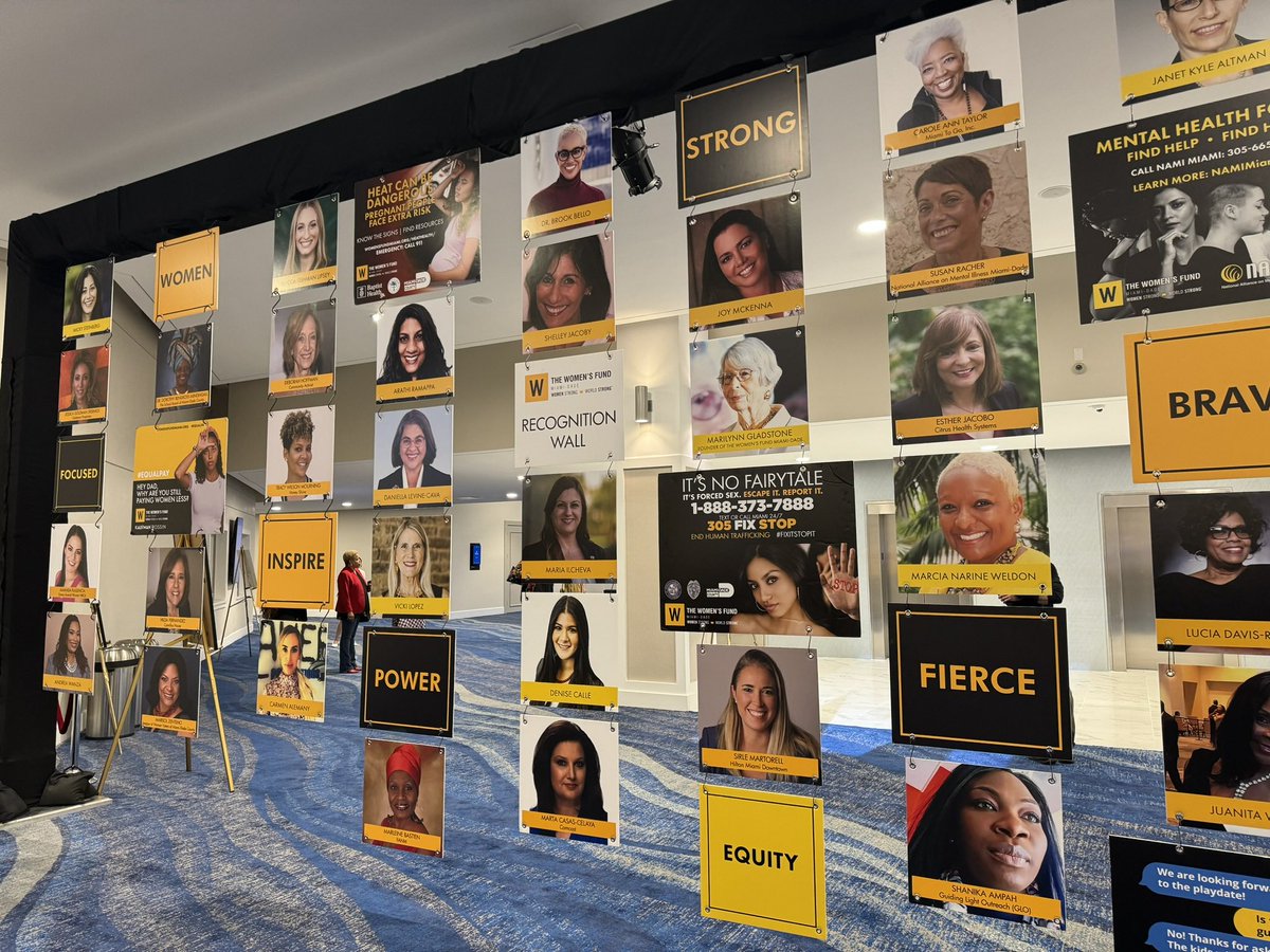AmandaNBC6's tweet photo. Great day supporting the #WomensFundMiami at their annual power of the purse! Even ran into one of my cousins. 💛 @WomensFundMiami https://t.co/uBJx9hxVuw