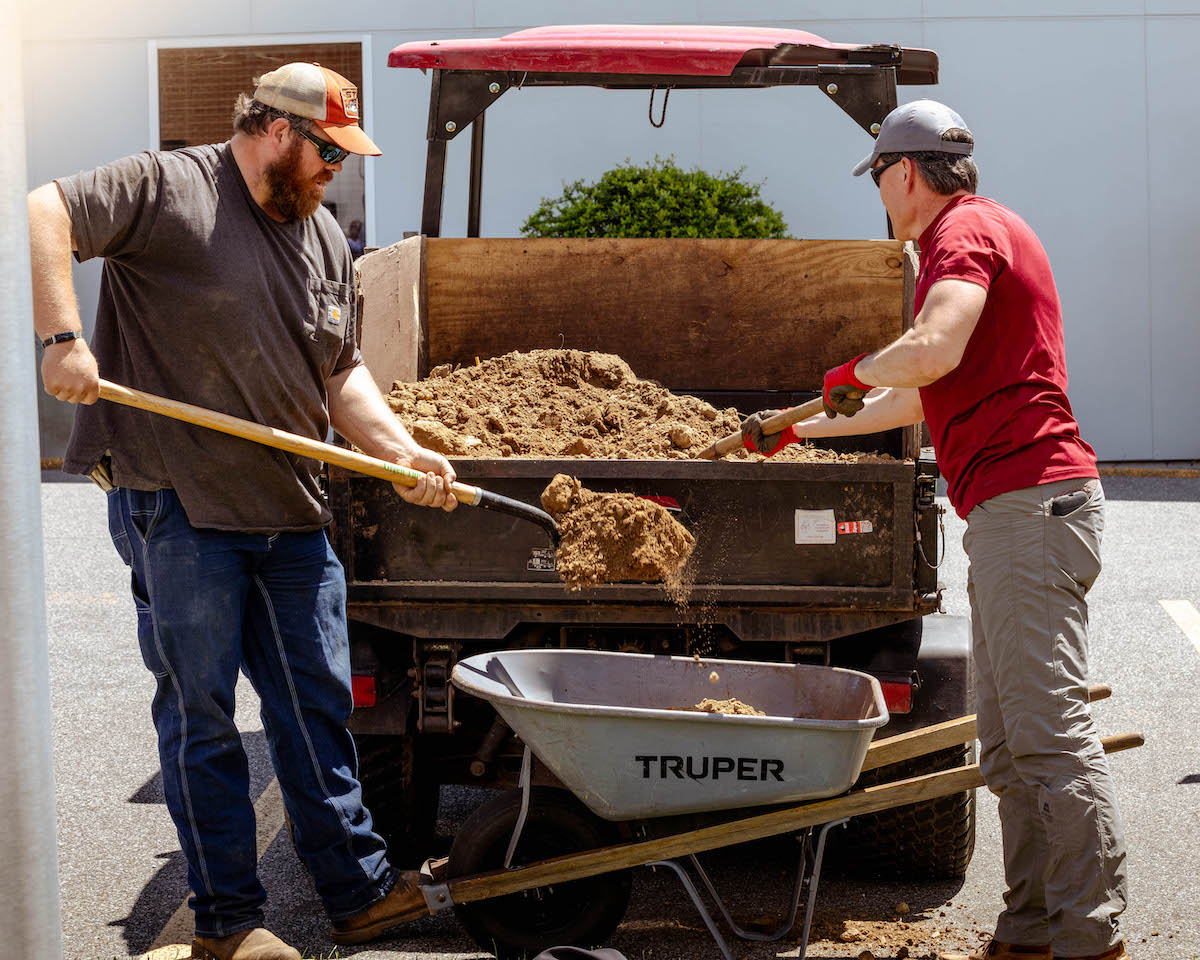 The best way to celebrate #ArborDay! 👏🌲 We joined together with #Hokies across the Blacksburg campus to plant 14 new trees near Sterrett Drive 🌳🤩