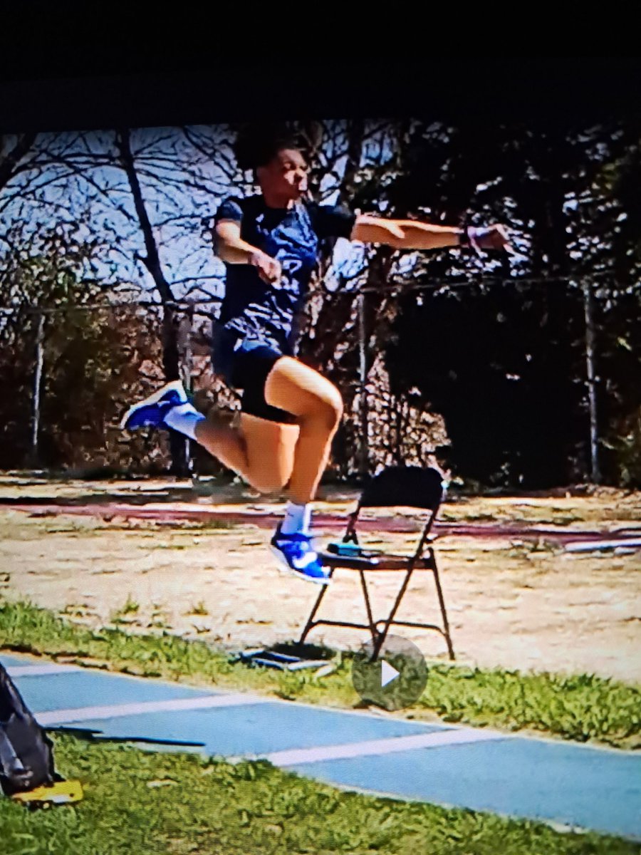 Track & Field meet today in Champaign Urbana area.  Focus on improving  my jumps 🥰TGIF
#GOALS #MINDSET #KeepTrying