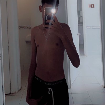 top2m🇲🇦🍆 tweet media