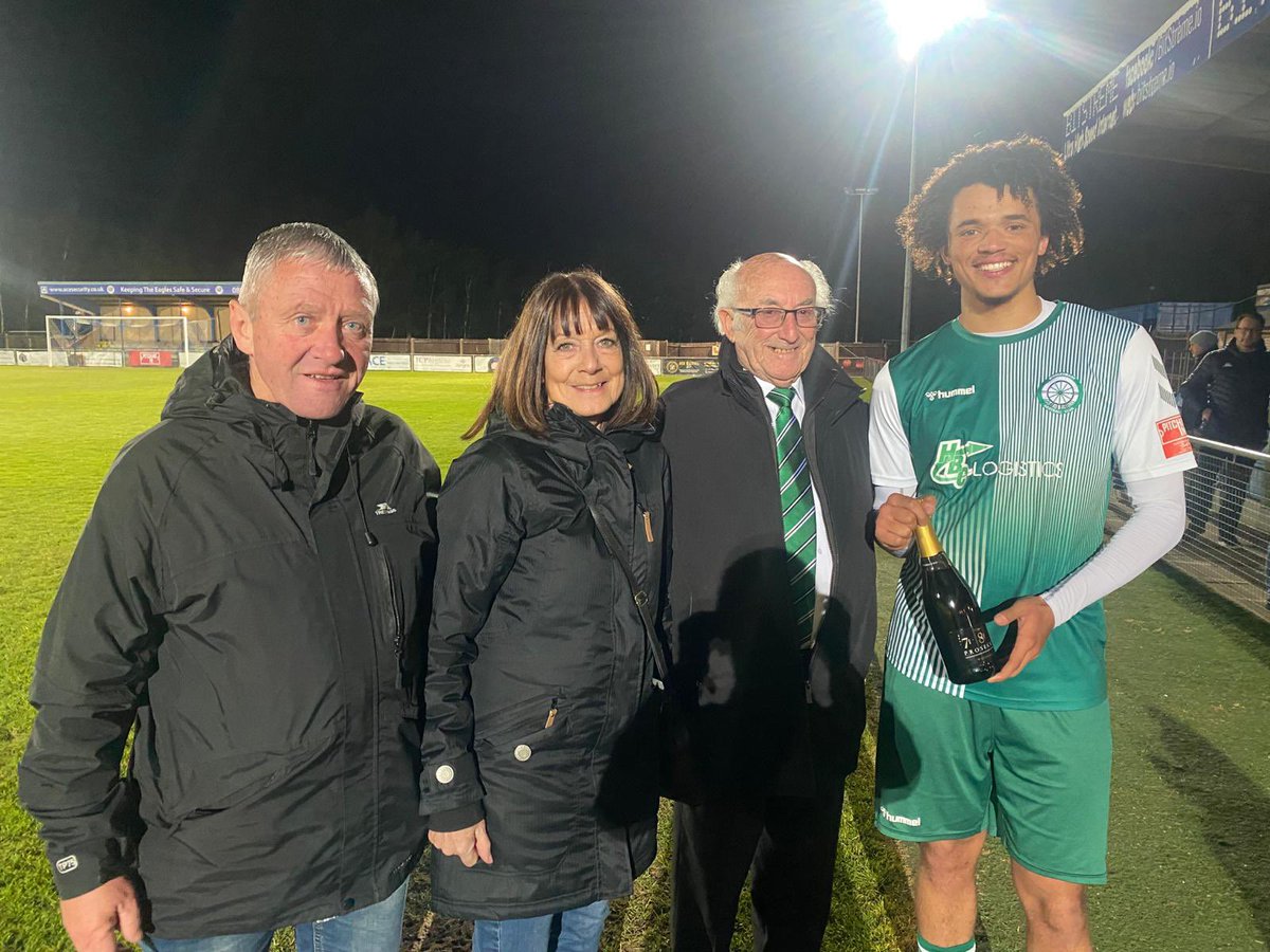 THANK YOU | 💚⚽️🙏 Shoutout to the lovely Steve and Dora for sponsoring Wednesday’s match with Hertford Town. They chose Kymani Skyers as their sponsors MOM. Here they are with our President Terry Curry doing the honours at full time. #WeAreFC