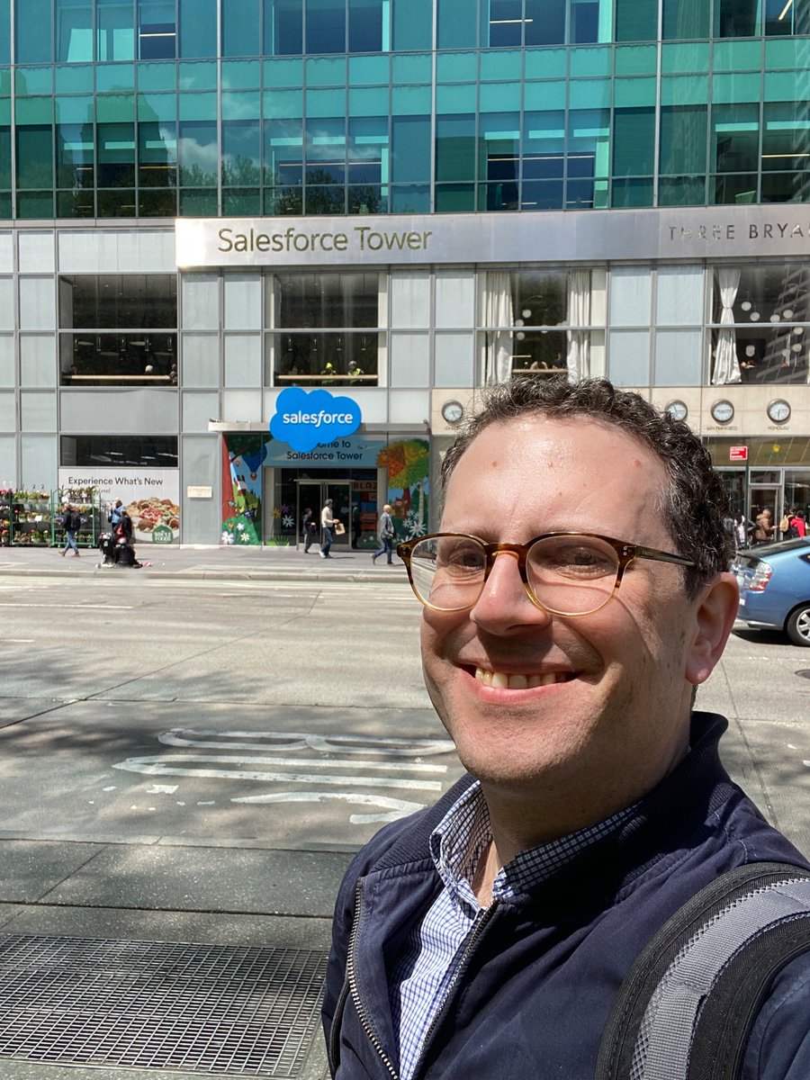 Hey there everyone up at the nonprofit sprint in the @Salesforce Tower doing such incredible work for the community! Hope to join you all again at a future one. #salesforcetour #worldtournyc #SFDOSprint #trailblazers